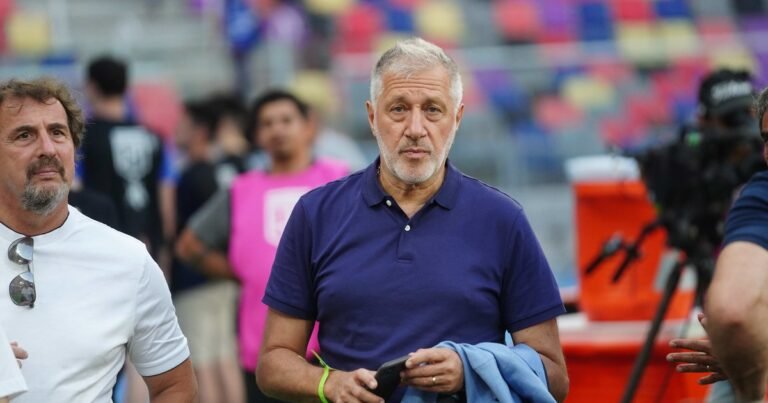 El argentino Sergio Marchi tiende puentes con la FIFA en el año del Mundial, aunque sostiene la lucha del Sindicato de futbolistas