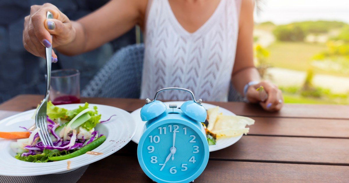 El ayuno intermitente para adelgazar "no está a la altura de su fama": por qué