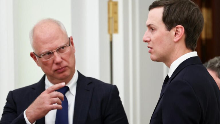 El 'paquete Dmitriev': la promesa de Putin de 14 billones de dólares para Estados Unidos