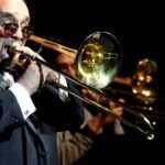 Murió Willie Colón, emblemático músico e intérprete de iconos de la salsa como 'Idilio'