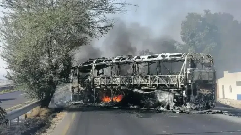 Escalada de violencia en México tras la muerte del líder del Cártel de Jalisco en un operativo militar