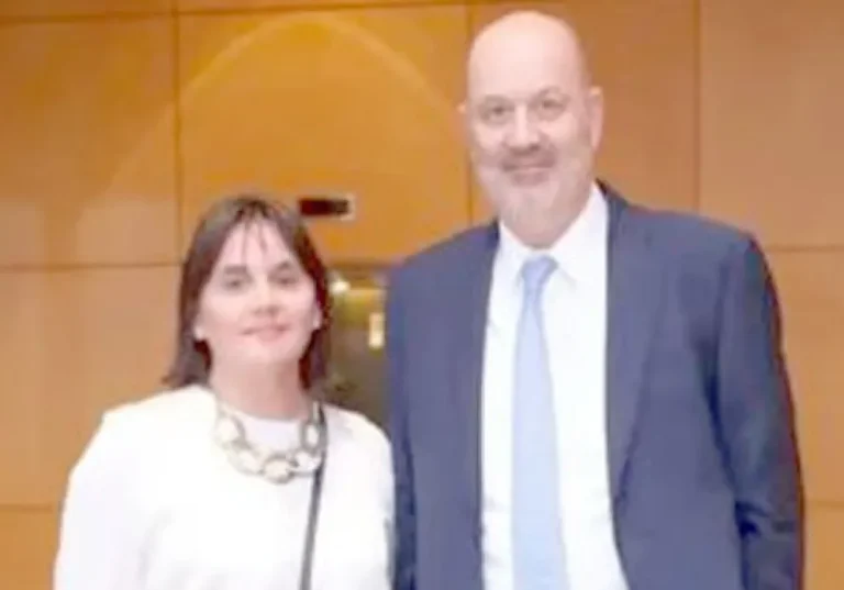 Denuncian penalmente a Sturzenegger y piden investigar un contrato de 114 millones de pesos con la AACI