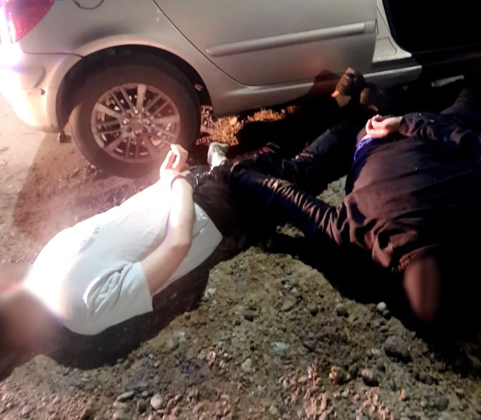 Caen cuatro personas tras una persecución policial por robo agravado