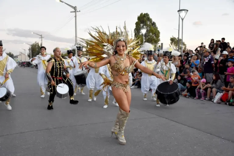 La tercera edición del Festival del Carnaval y el Canto llega a Trelew el 17 de febrero