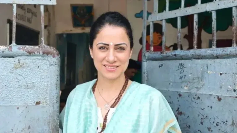 La docente india que convirtió barrios marginales en espacios educativos al aire libre y ganó USD 1 millón