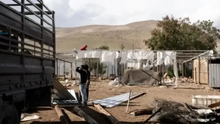 Denuncian que EE.UU. deportó palestinos a Cisjordania mediante el ICE