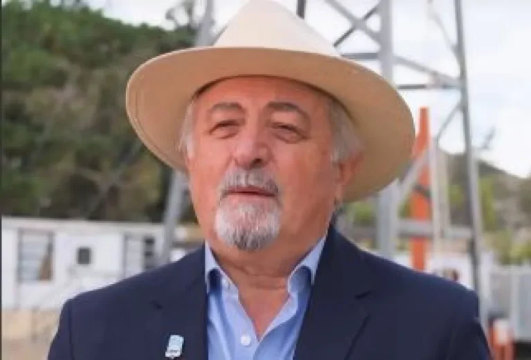 El intendente cuestionó la salida de YPF y llamó a defender la matriz energética de Comodoro