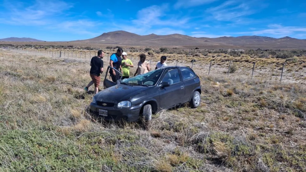 Tres personas fueron asistidas tras un siniestro vial en la zona de Gobernador Costa