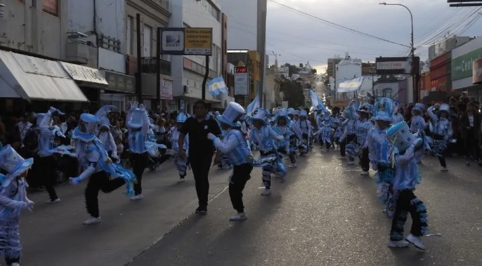 Comodoro ya se prepara para los precarnavales en la avenida Polonia