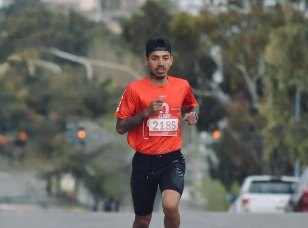 Un atleta comodorense fue diagnosticado con leucemia y pide ayuda para afrontar los costos del tratamiento