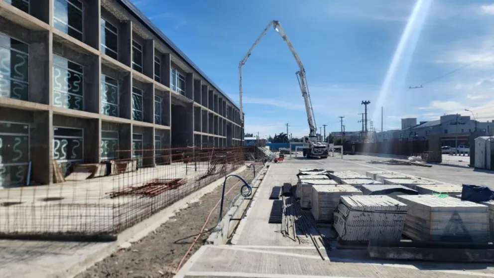 Km 5 tendrá nueva escuela técnica: Provincia y Petroleros Jerárquicos aceleran la megaobra