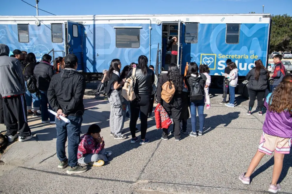 Gran concurrencia para realizar controles y vacunación preparando a los chicos para el ingreso escolar