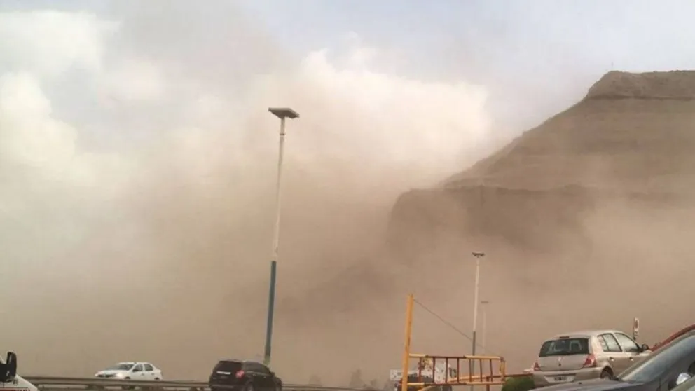 Alerta amarilla por vientos fuertes en Comodoro y gran parte de Chubut