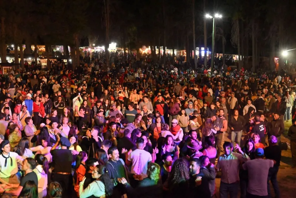 Cuatro fiestas populares se festejaron en Chubut junto al comienzo de los Carnavales de Dolavon