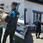 Detienen a dos hombres por robo de cables en el Camino Roque González