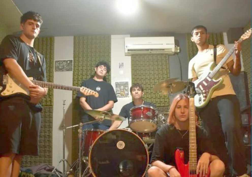 Gaiman celebra el rock nacional con el recital de verano en el Túnel del Ferrocarril