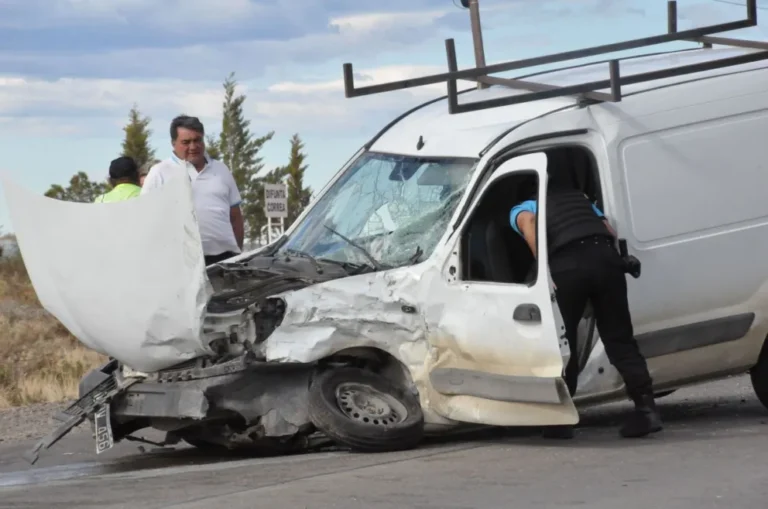 Los dos conductores del choque camino a Laprida fueron hospitalizados