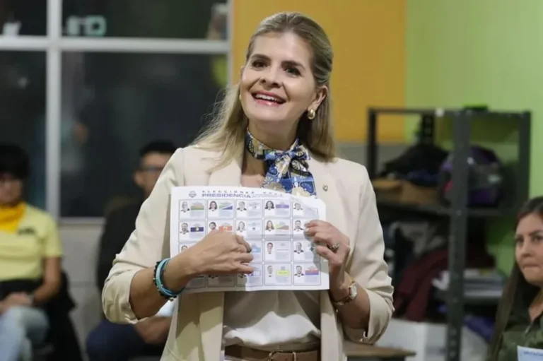Laura Fernández se impuso en las elecciones de Costa Rica