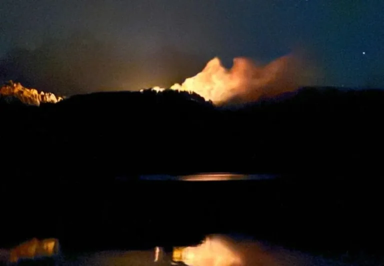 Nuevo foco de incendio forestal en el Parque Nacional Los Alerces