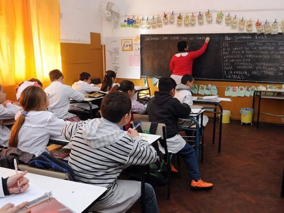 Paritarias: Gremios docentes rechazaron por “insuficiente” la propuesta salarial del Gobierno