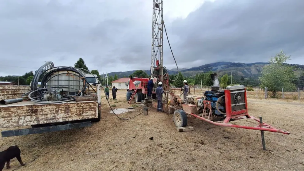 Lago Rosario y Sierra Colorada: avanzan las obras para mejorar el abastecimiento de agua potable