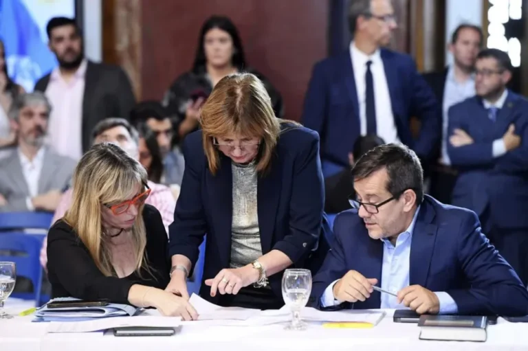 El Gobierno consiguió dictamen para la reforma laboral en el Senado