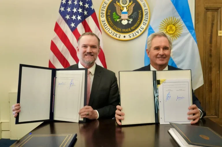 El Gobierno busca blindar el acuerdo comercial y de inversión con EEUU en el Congreso