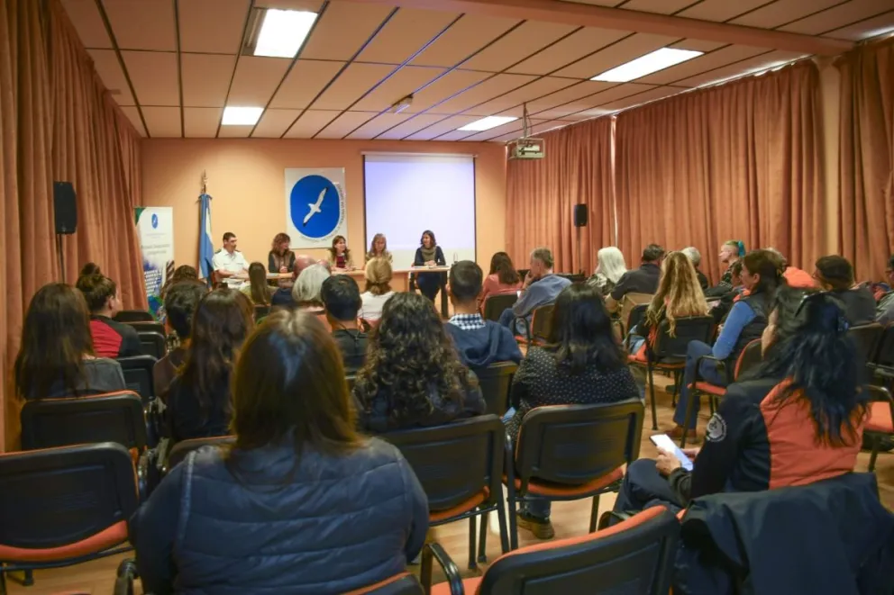 Expedición Antártica: Comodoro Rivadavia fortalece la cooperación internacional con Bulgaria y equipos científicos de distintos países