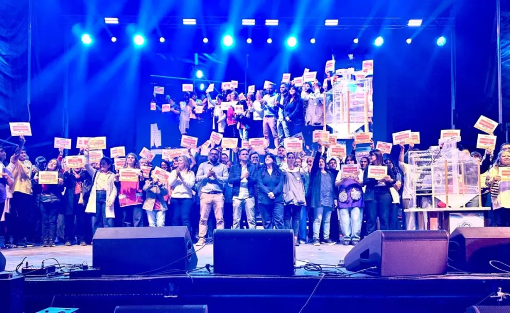 El Telebingo brilló ante más de 30.000 personas en el 120° aniversario de Esquel