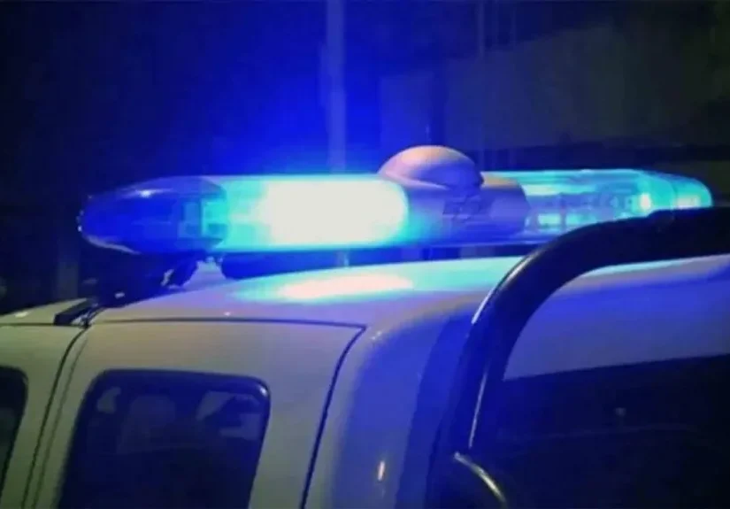 Le robaron el celular a una mujer y solicitaron préstamos millonarios