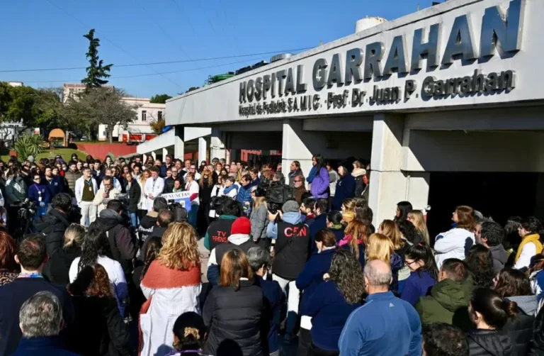 El Gobierno solicita el desafuero de 10 delegados del Hospital Garrahan para concretar sus despidos