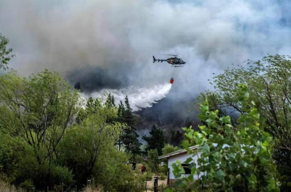 La lluvia trajo alivio y esperanza en Cholila ante los incendios forestales