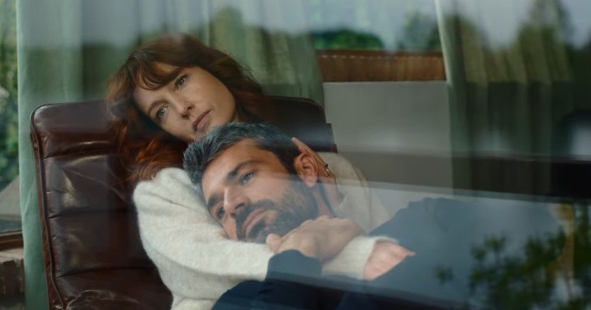 Cuando un matrimonio perfecto vuela en pedazos: por qué ver Los ángeles ignorantes, la serie italiana que arrasa