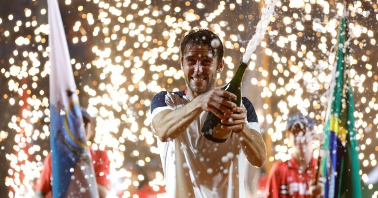 Tomás Etcheverry al fin tuvo los frutos de su incansable trabajo y celebró en Río: las claves del primer título de su carrera