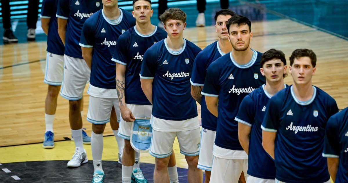Duro golpe para la selección argentina de básquetbol: perdió ante Uruguay con un bajísimo goleo y cedió la punta en las Eliminatorias