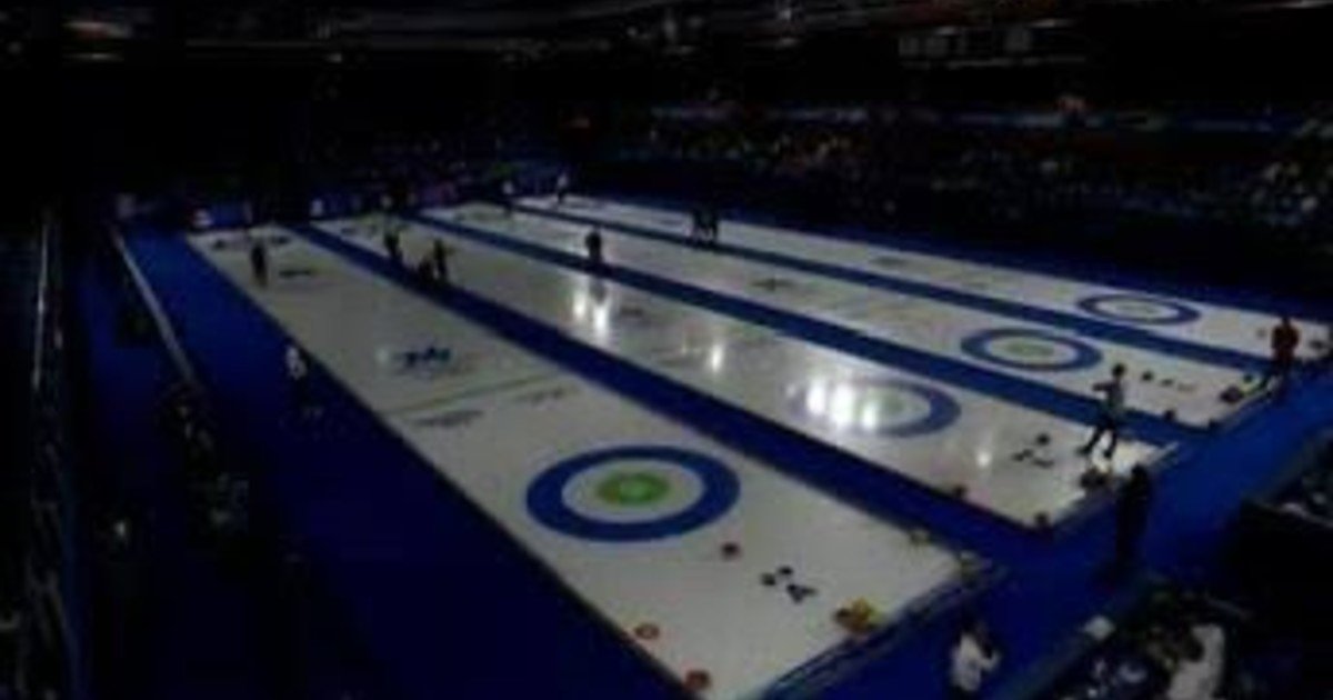 El increíble inicio de los Juegos Olímpicos de invierno 2026: se cortó la luz en un pabellón y el curling quedó en penumbras