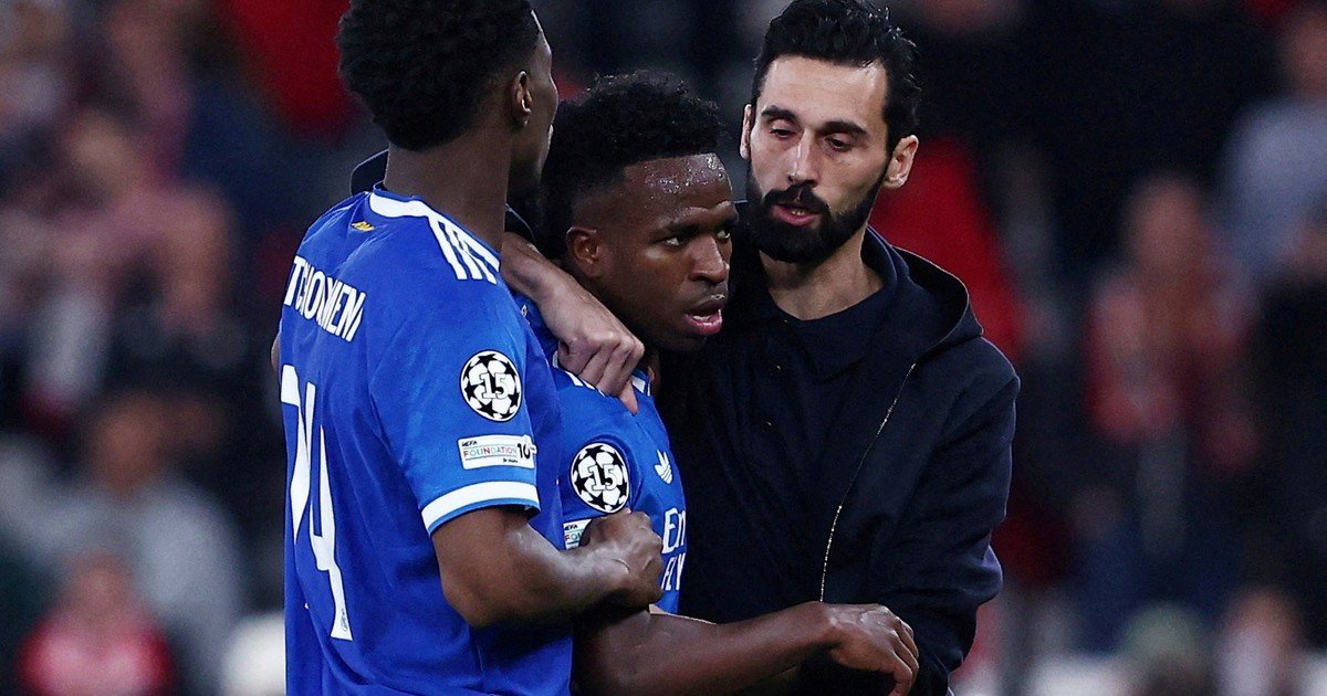 Arbeloa, DT del Real Madrid, reveló cómo se encuentra Vinícius tras la polémica con Prestianni: "Ha estado triste"