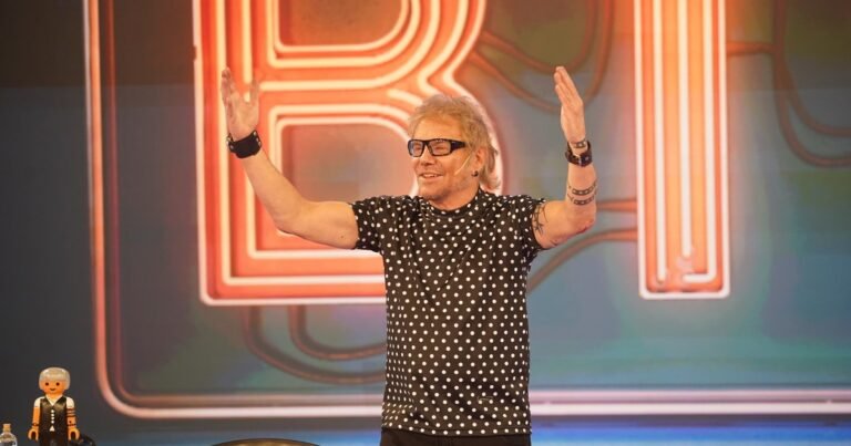 Cómo fue el debut de Beto Casella en la pantalla de América:  un BTV a pura inteligencia artificial