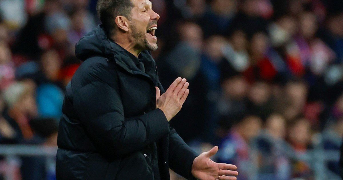 Diego Simeone y un brutal elogio a Nahuel Molina tras la paliza del Atlético de Madrid al Barcelona, que lo envalentona rumbo al Mundial 2026