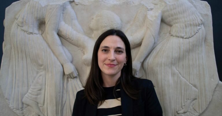 Milena Gallipoli reivindica las copias y reescribe la historia del arte desde los calcos: “Si no se reproduce, no existe"