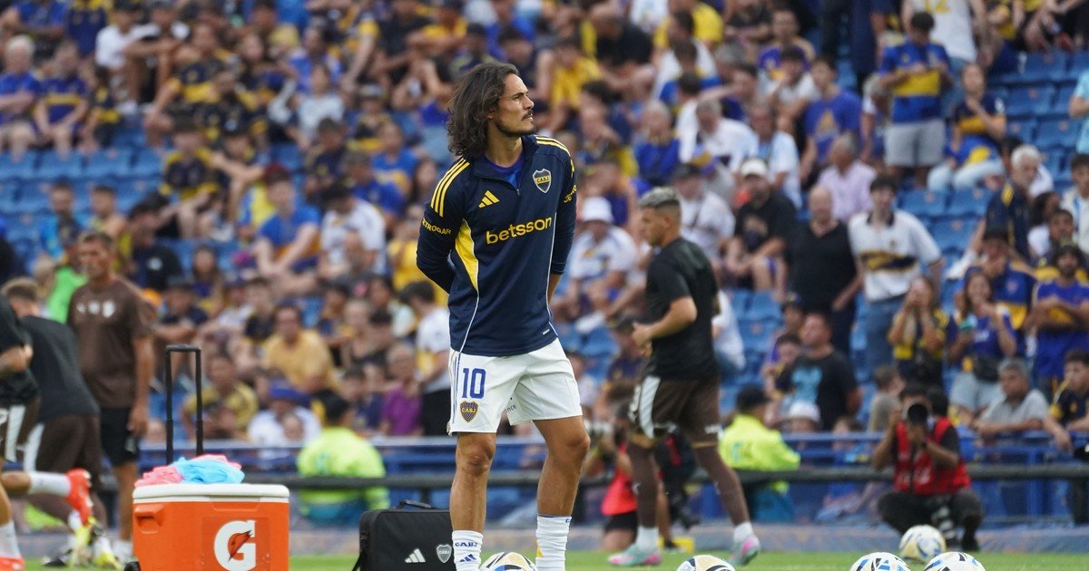 Boca: Úbeda no descarta a Cavani como titular ante Racing, a pesar de la polémica imagen del fin de semana