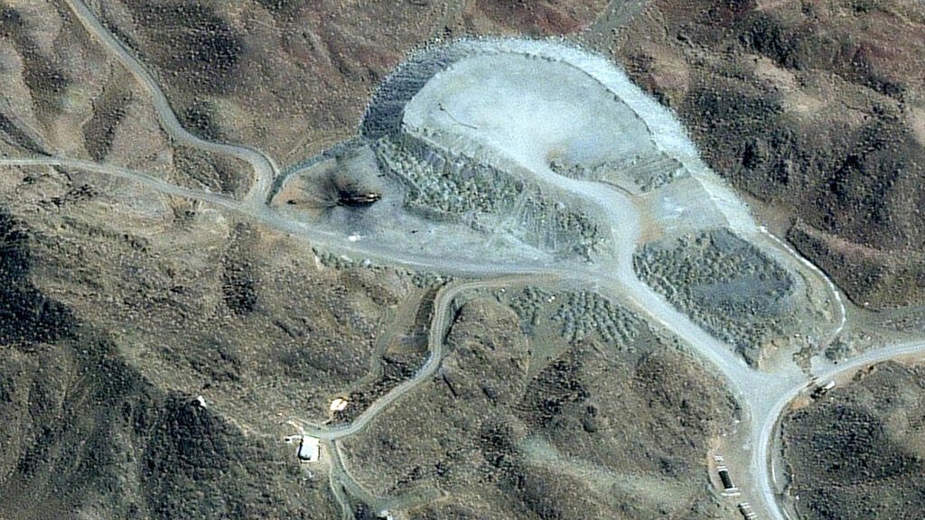 Irán ataca la base militar Diego García; Israel y EE. UU. golpean la planta nuclear de Natanz
