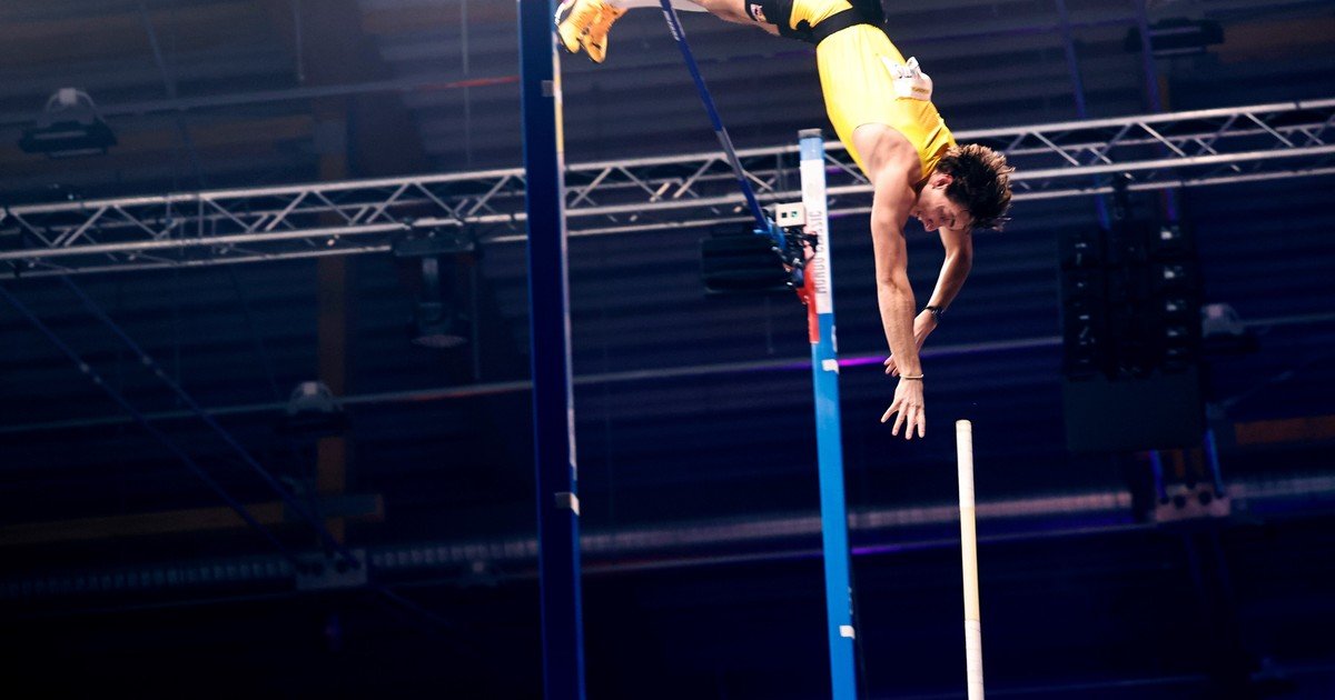 Armand Duplantis volvió a ganarse a sí mismo: saltó 6,31 metros y mejoró su propio récord mundial por 14° vez en modo GOAT