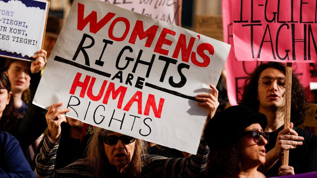 8M, el día en que miles de mujeres reclaman equidad, derechos reproductivos y el fin de la violencia