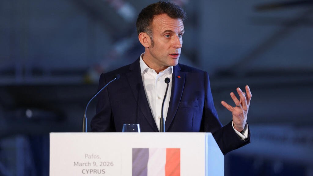 "Cuando Chipre es atacado, Europa es atacada": Macron afirma que nuevos despliegues militares son "defensivos"