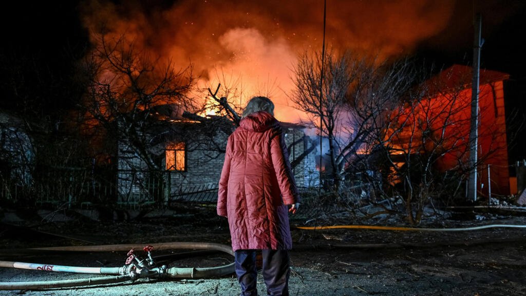 Una ola de ataques con drones, reaviva la incertidumbre sobre un alto el fuego entre Rusia y Ucrania