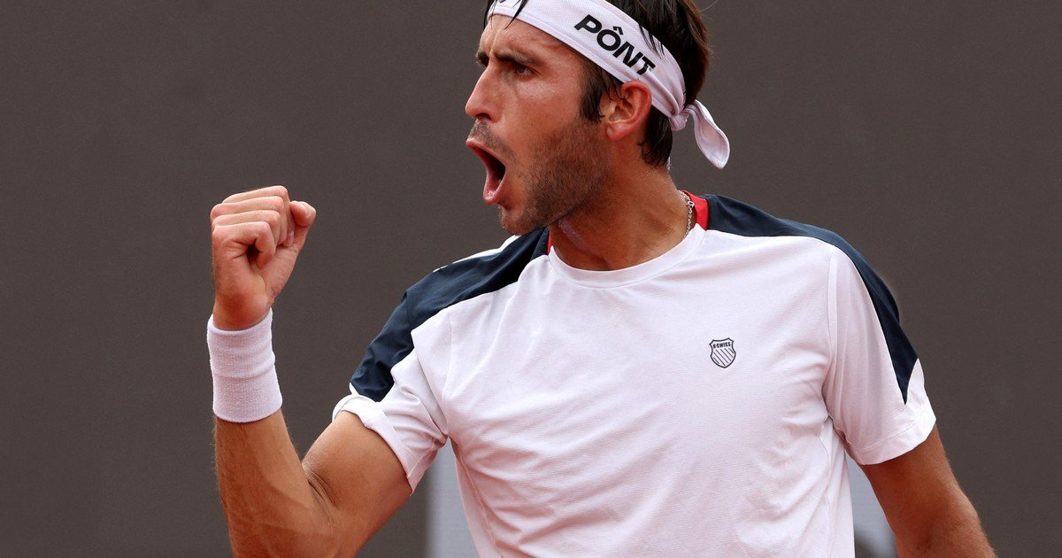 Masters 1000 de Miami: Etcheverry avanzó a tercera ronda y se viene el duelo de argentinos