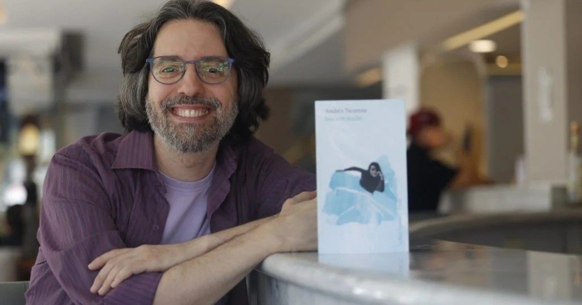 Andrés Neuman: "Nos parece que nuestras vivencias son únicas, por eso nos cuesta compartirlo"