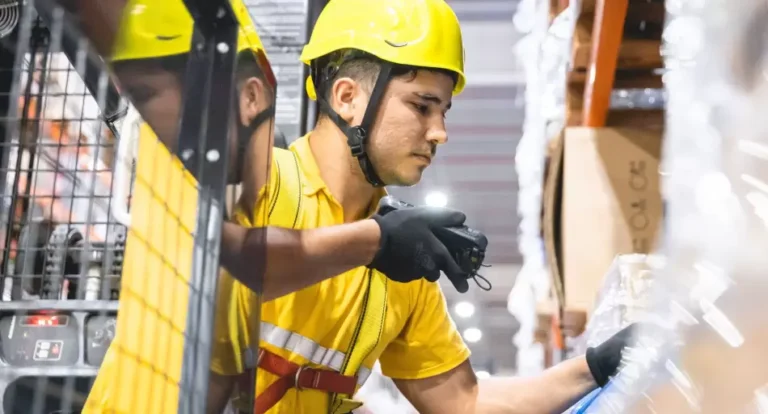 Empleo formal cae: 105.174 puestos menos en un año