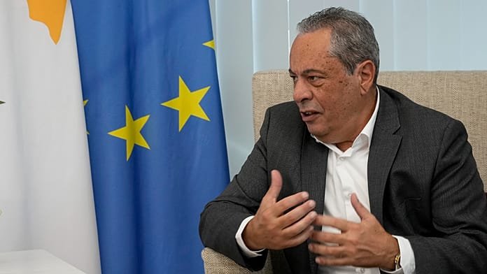 Vassilis Palmas: "La ayuda de Europa es un símbolo político, pero también pragmatismo"